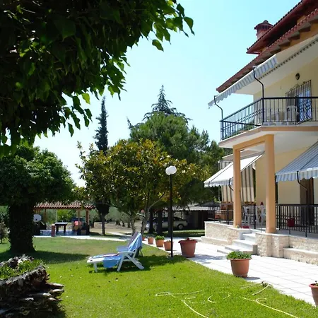 Olivemare Holidays شقة *