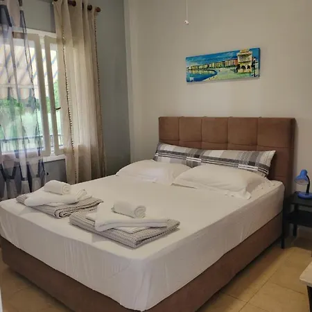 Olivemare Holidays شقة نيا إيراكليا