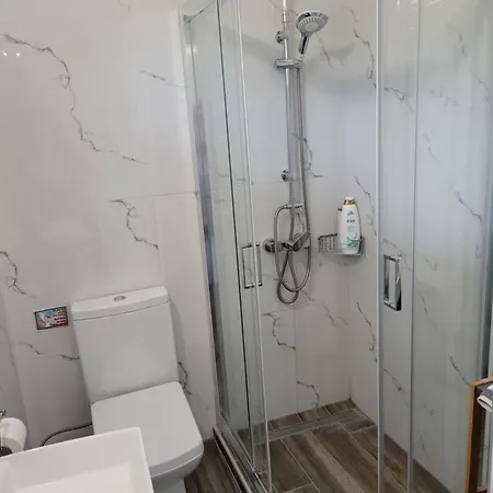 Olivemare Holidays شقة نيا إيراكليا