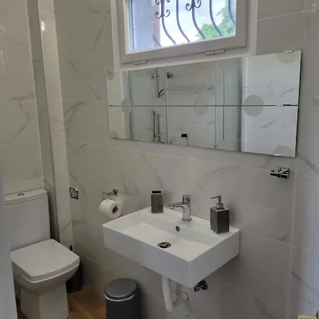 Olivemare Holidays *