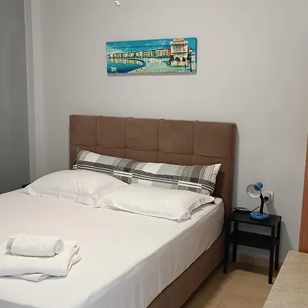 Olivemare Holidays نيا إيراكليا