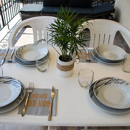 شقة Olivemare Holidays نيا إيراكليا