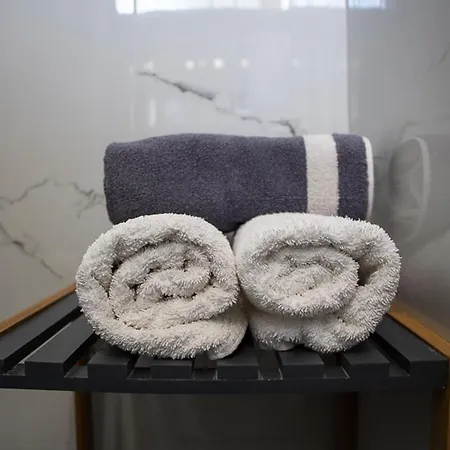 Olivemare Holidays شقة *