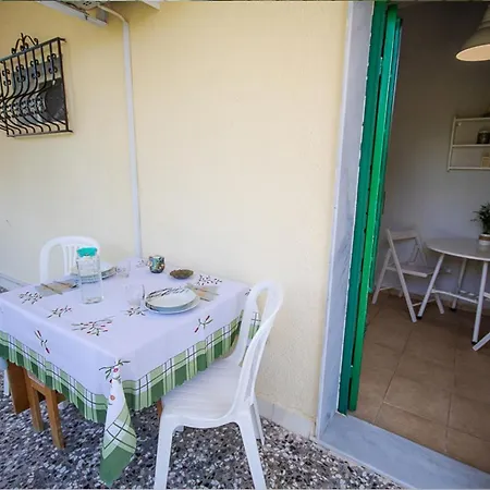 شقة Olivemare Holidays نيا إيراكليا