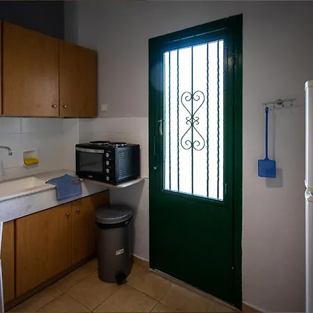 Olivemare Holidays * نيا إيراكليا