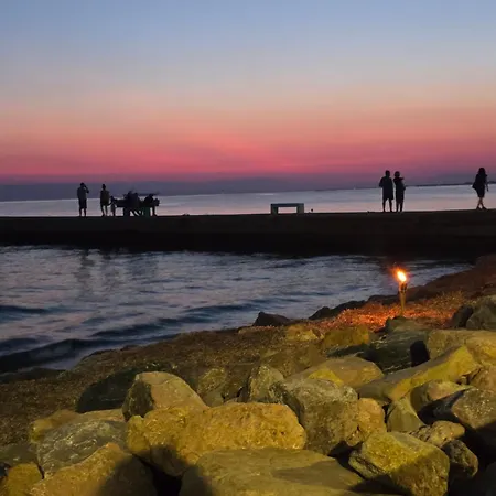 شقة Olivemare Holidays